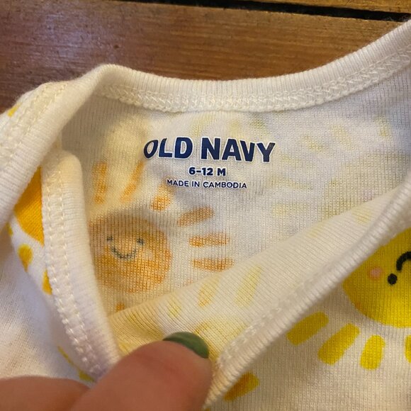 Bundle of Old Navy Suns Print Lap Neck Bodysuits - 6-12 Months - Picture 3 of 3